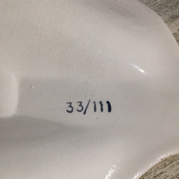 Vintage yellow/cream/gold 7 slot cigarette/cigar porcelain ashtray - Picture 4 of 8